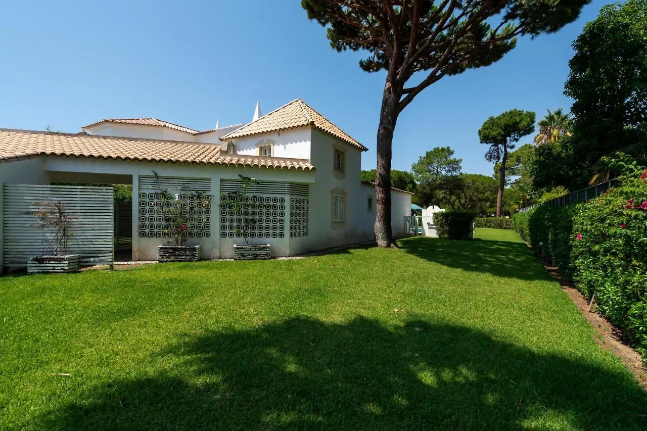 Villa Macuti By Sapvillas Vilamoura 0*,  Portugal